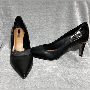 Tahari Peyton Heels Pumps 8 Black Leather Patent Pointed Toe